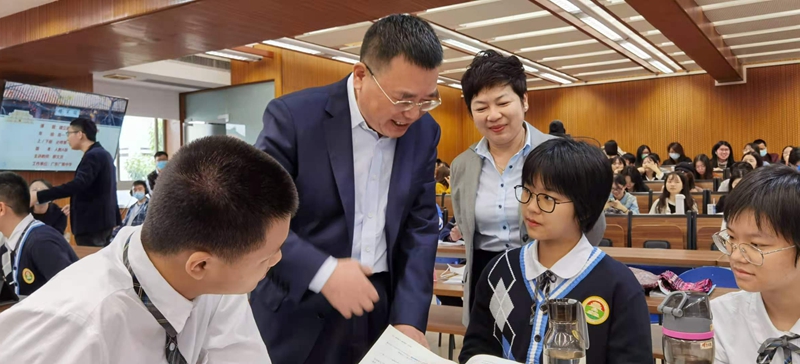 广雅照片：广雅联合华南师范大学、长郡中学举办新课程新教材教学研讨活动1_副本.jpg