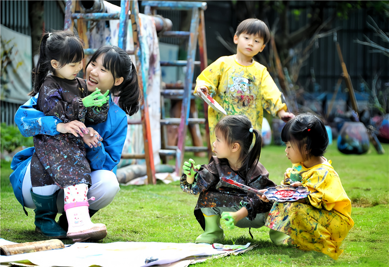 图一：和谐的师幼关系.jpg